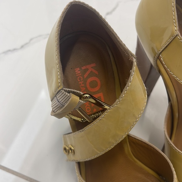 Michael Kors patent Leather Platforms Margo - Picture 2 of 5